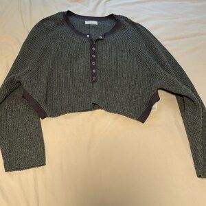 Urban Outfitters Cropped Long Sleeve, Snap buttons, Waffle material